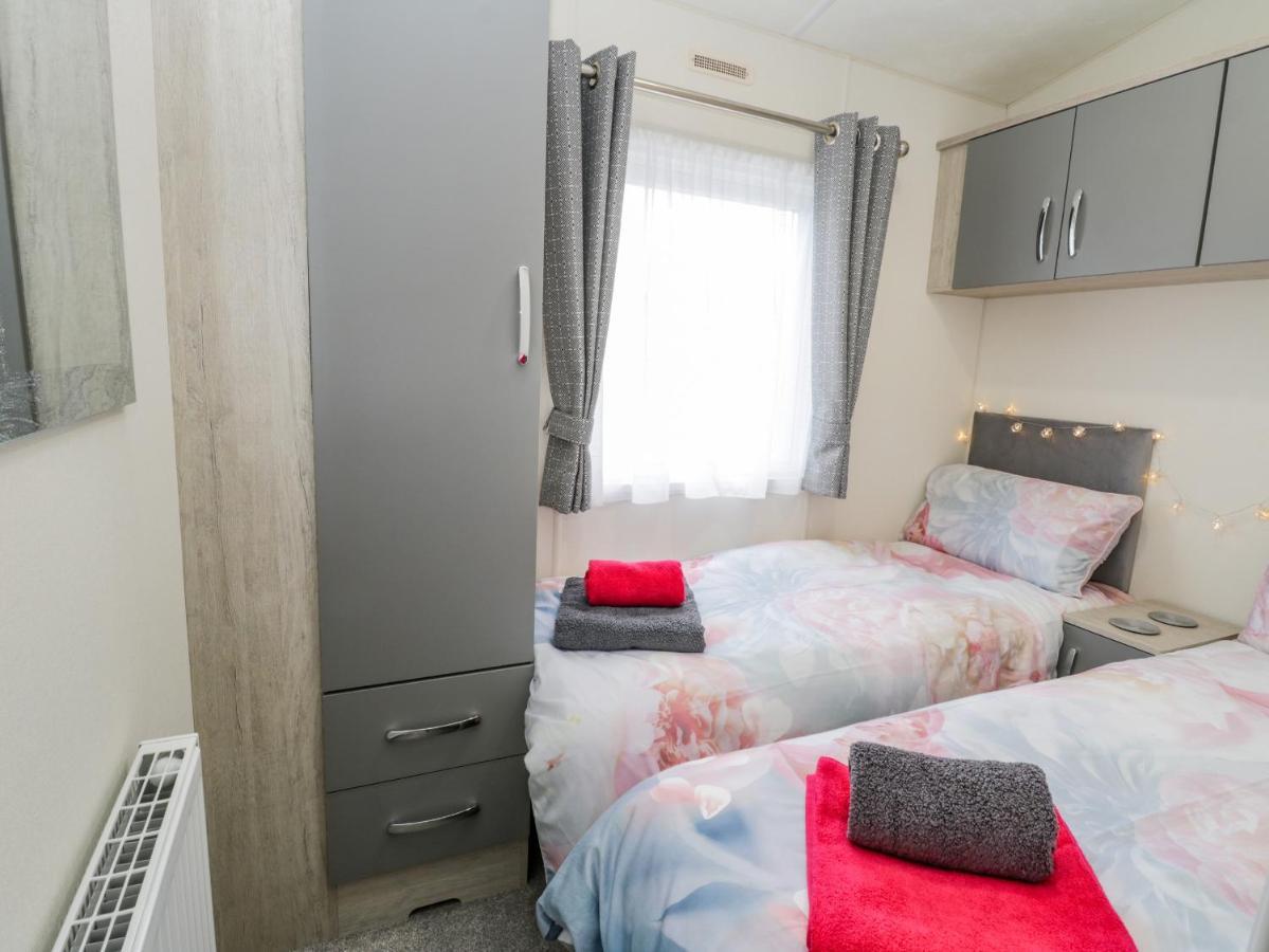 Happy Daze Villa Bridlington Bagian luar foto